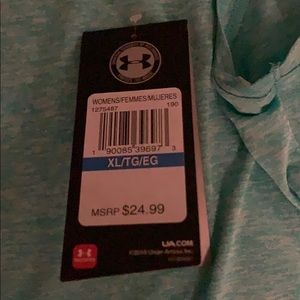 He gear under armor workout shirt